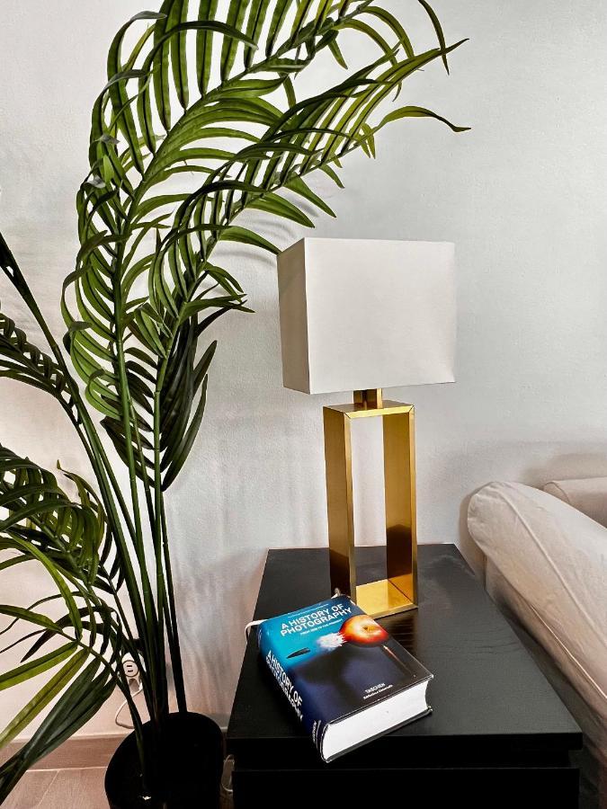 Palais 5Min Luxury&Cinema Studio Cannes Bagian luar foto